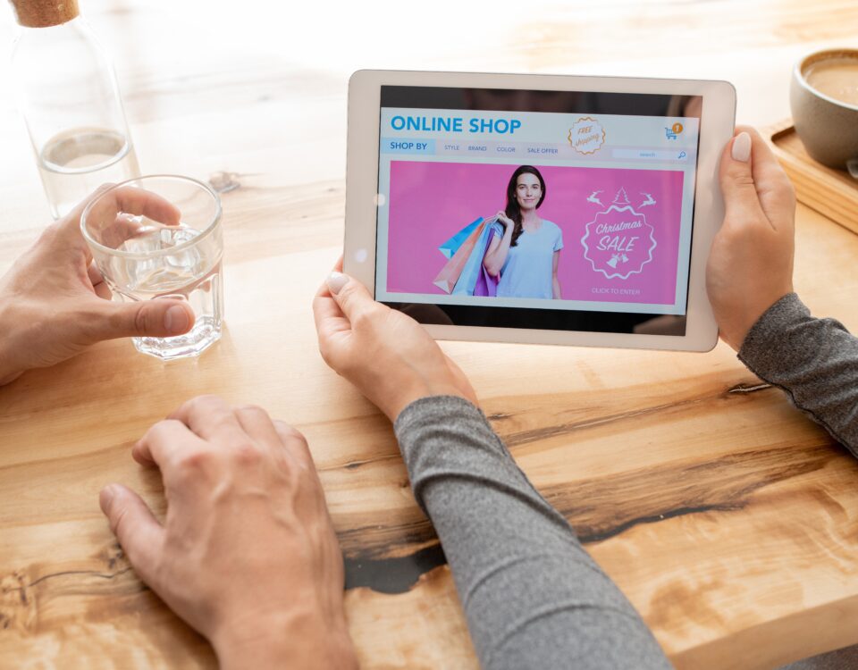 Social commerce marketing strategy with social media shopping and analytics dashboard